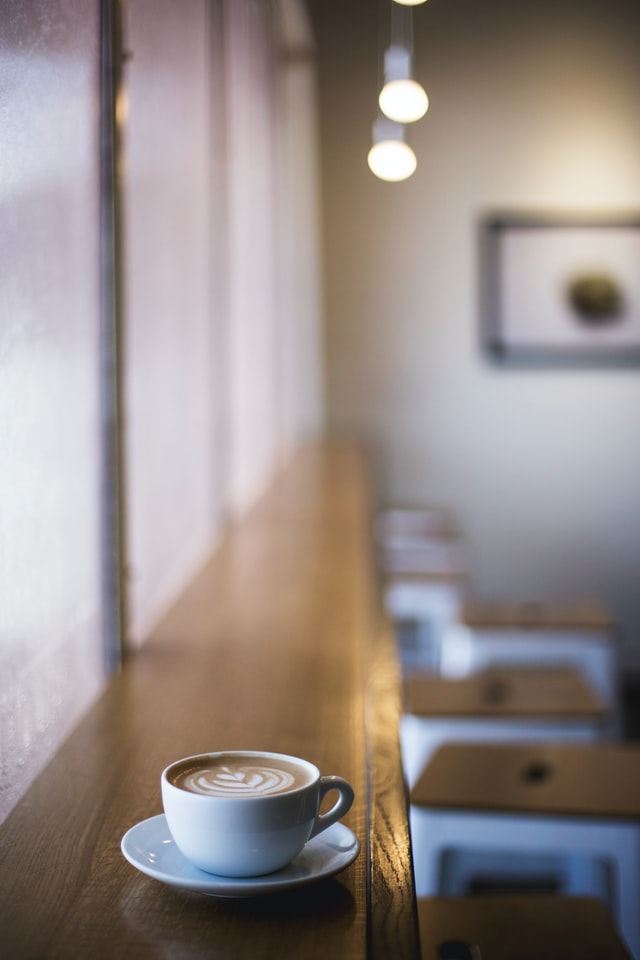 Bezoek een cafe op schiphol